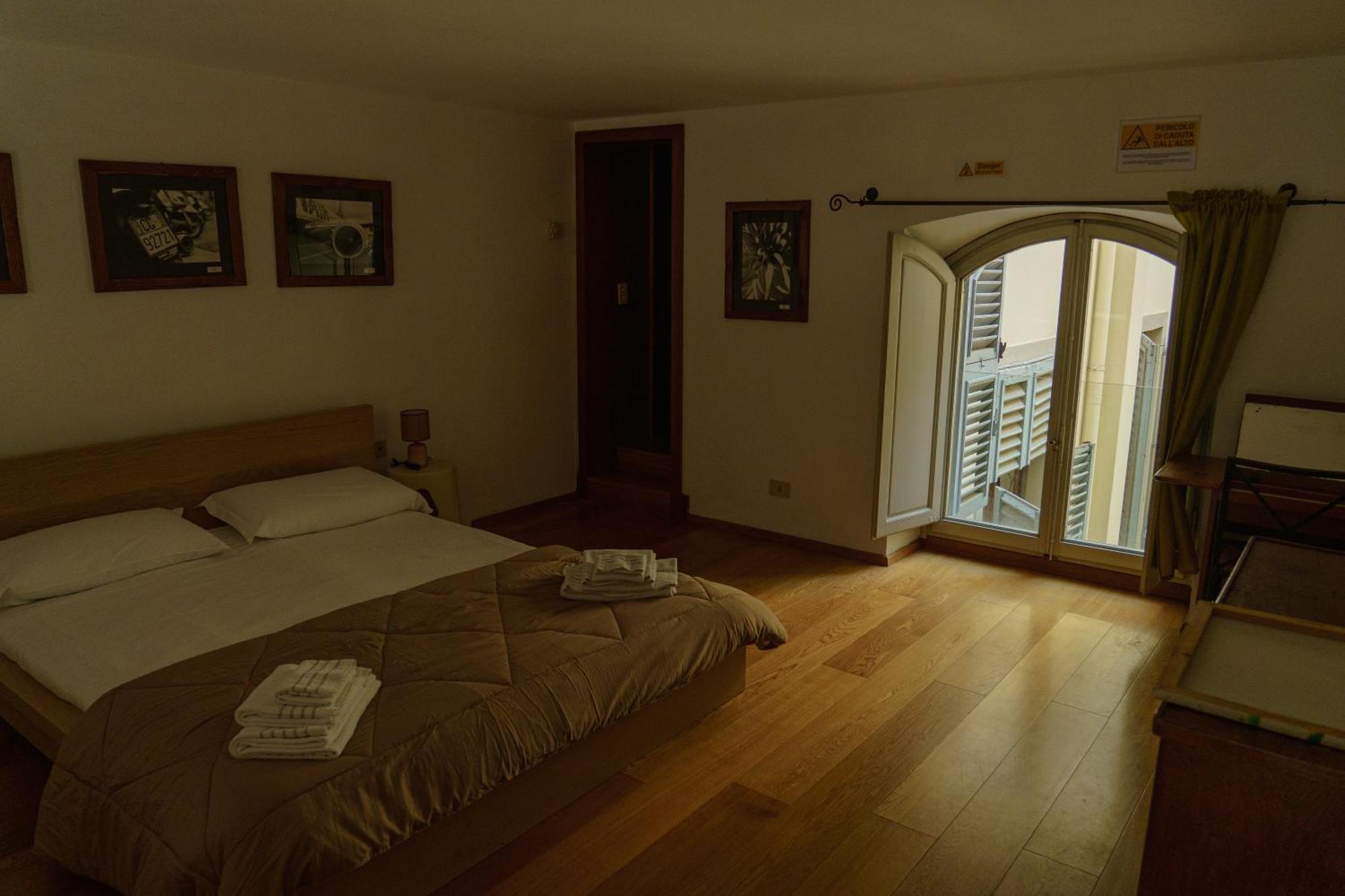 Nice One Bedroom In Historical Building Florence Buitenkant foto